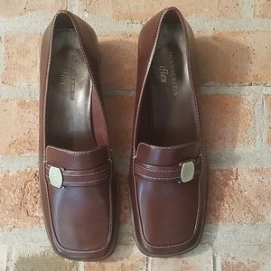 Anne Klein NWOB Brown Leather Loafers